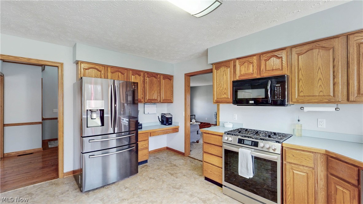 876 Jennifer Trail Tallmadge OH 44278