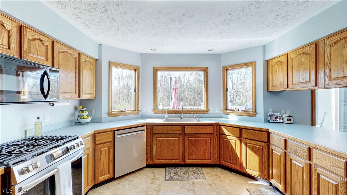 876 Jennifer Trail Tallmadge OH 44278