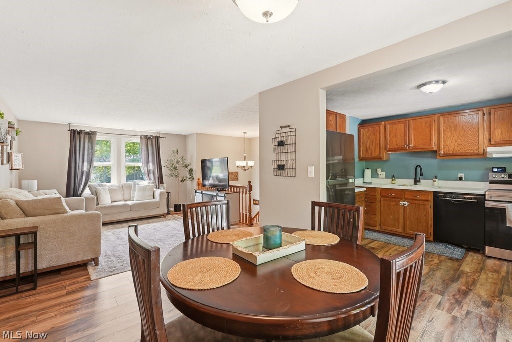 10087 Pirates Trail Aurora OH 44202