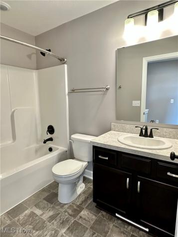 2316 Ledgestone Drive NW Uniontown OH 44685