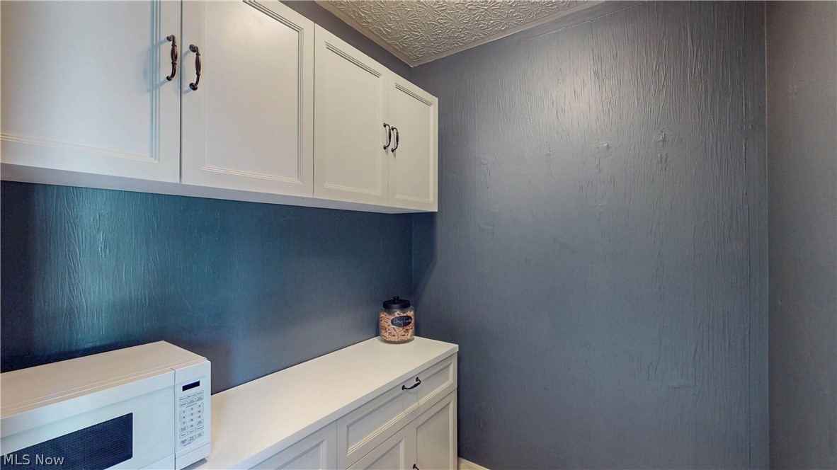 1547 Gulf Street NW Uniontown OH 44685