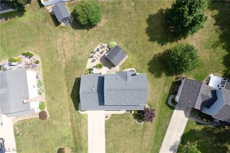 1547 Gulf Street NW Uniontown OH 44685