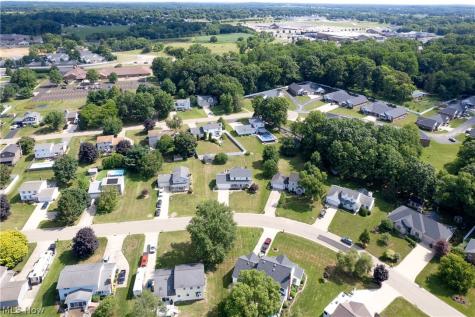 1547 Gulf Street NW Uniontown OH 44685