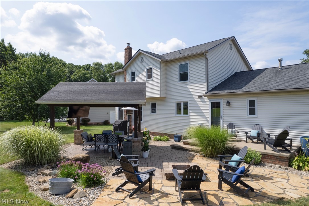 1547 Gulf Street NW Uniontown OH 44685