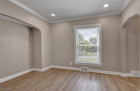 805 Greenwood Avenue Akron OH 44320