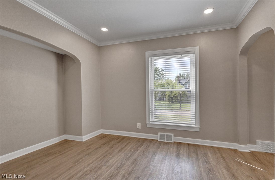 805 Greenwood Avenue Akron OH 44320