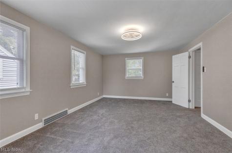 805 Greenwood Avenue Akron OH 44320