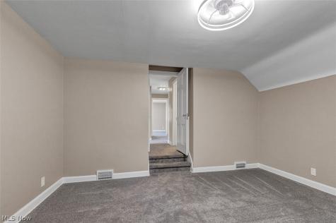 805 Greenwood Avenue Akron OH 44320