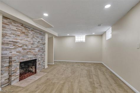 805 Greenwood Avenue Akron OH 44320