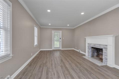 805 Greenwood Avenue Akron OH 44320