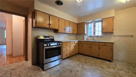 1190 Belle Avenue Lakewood OH 44107