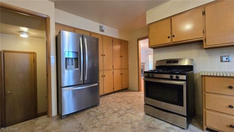 1190 Belle Avenue Lakewood OH 44107