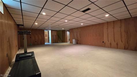 1190 Belle Avenue Lakewood OH 44107