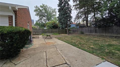 1190 Belle Avenue Lakewood OH 44107