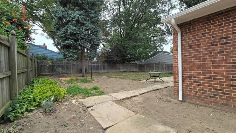 1190 Belle Avenue Lakewood OH 44107
