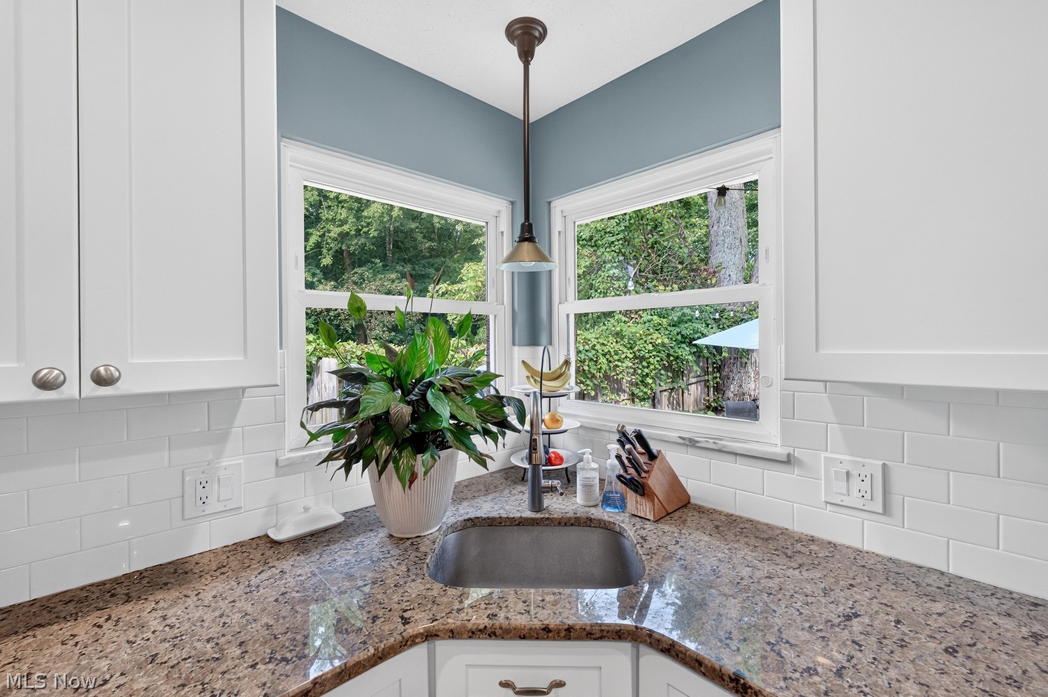 29512 Wolf Road Bay Village OH 44140