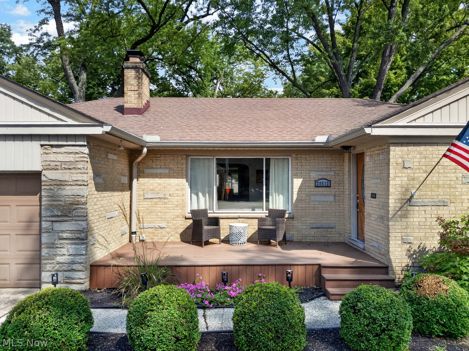 29512 Wolf Road Bay Village OH 44140