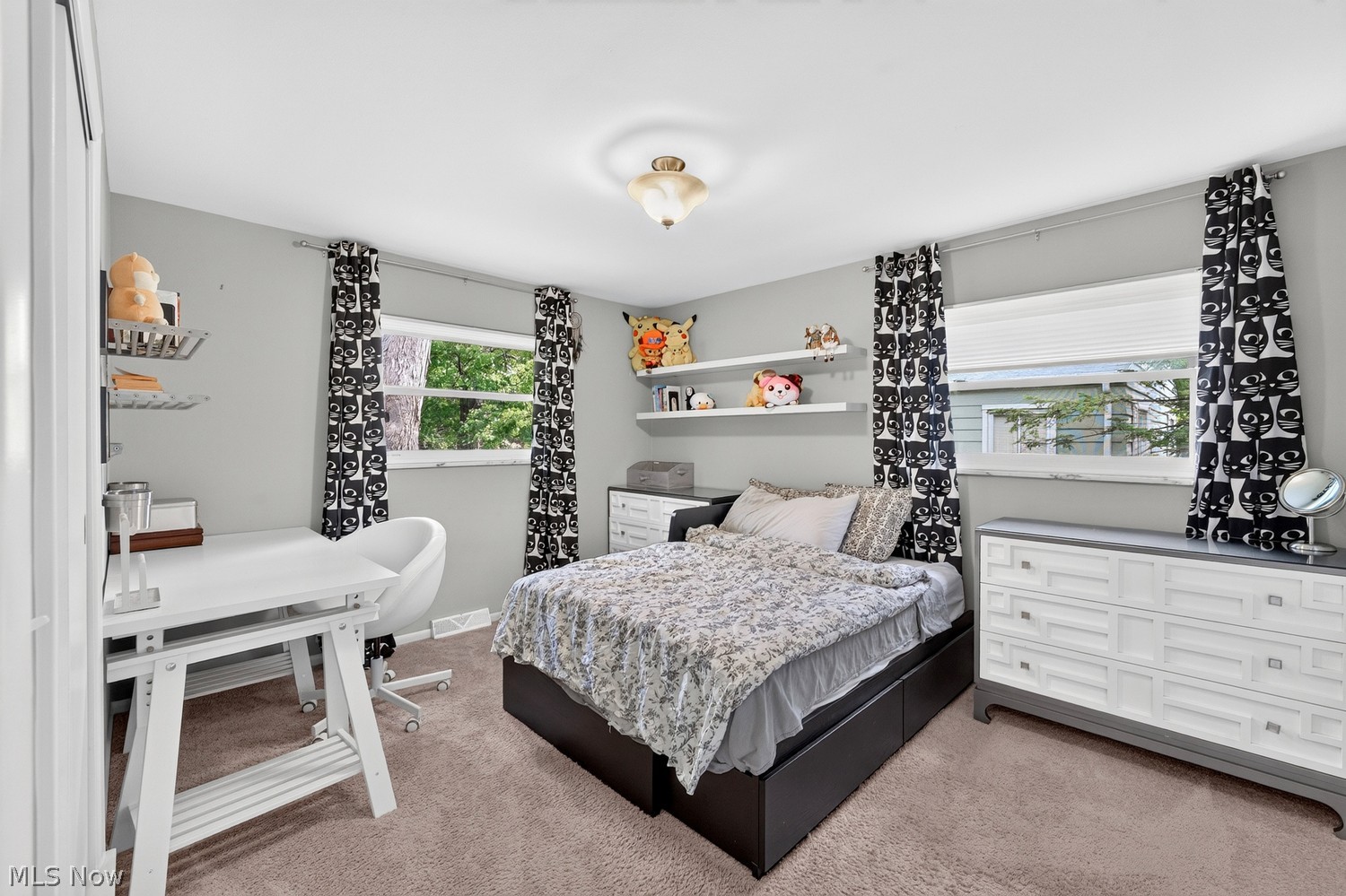 29512 Wolf Road Bay Village OH 44140