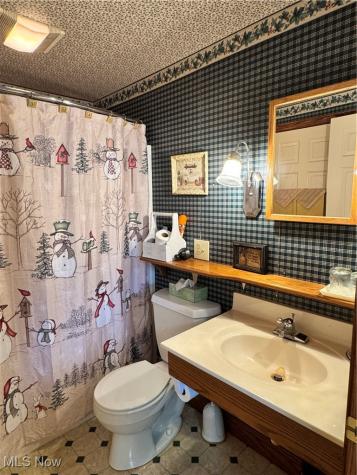 6041 Township Road 310 Millersburg OH 44654