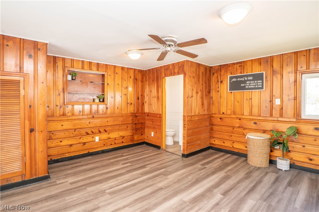 1037 Harpster Avenue Akron OH 44314