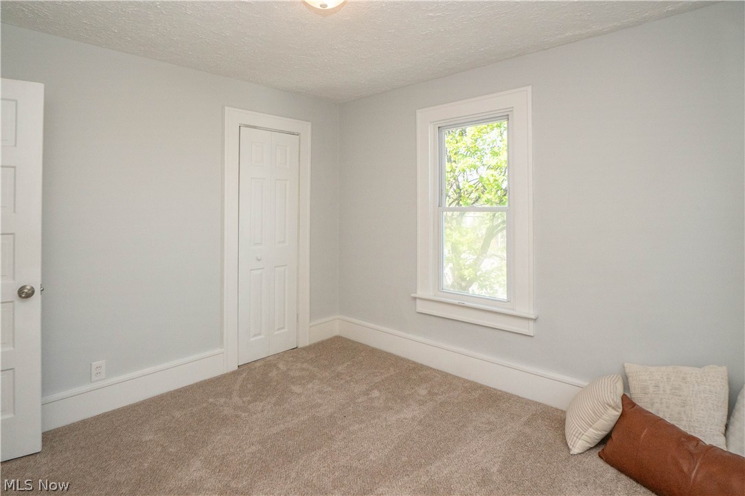 1037 Harpster Avenue Akron OH 44314