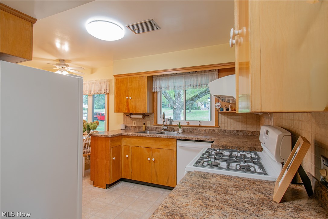 1639 Coventry Road NE Massillon OH 44646