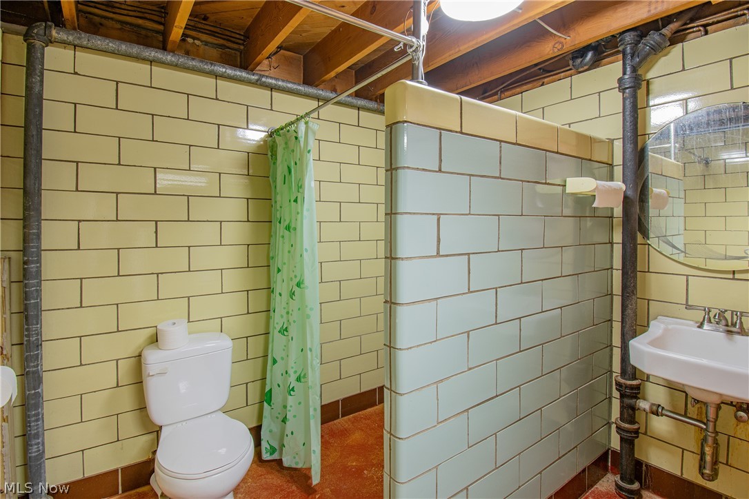 1639 Coventry Road NE Massillon OH 44646