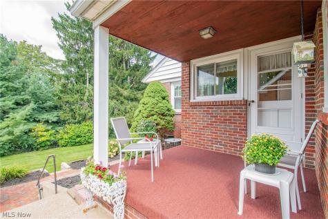 1639 Coventry Road NE Massillon OH 44646