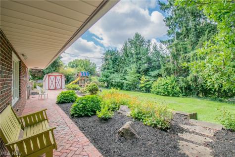 1639 Coventry Road NE Massillon OH 44646