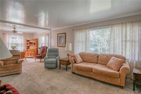1639 Coventry Road NE Massillon OH 44646