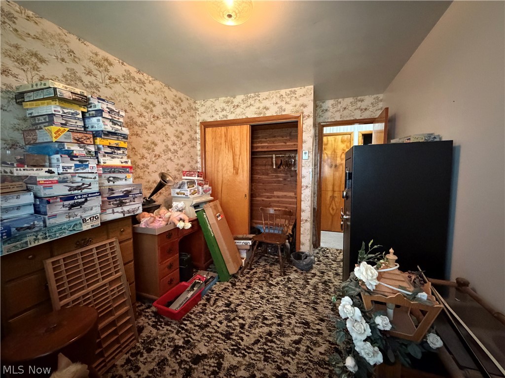 6063 E State Road Newcomerstown OH 43832