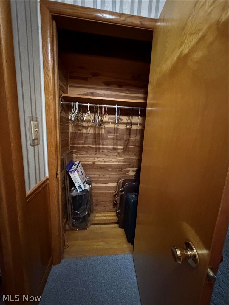 6063 E State Road Newcomerstown OH 43832