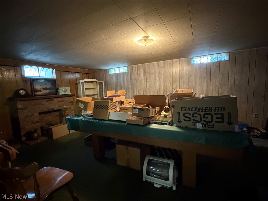 6063 E State Road Newcomerstown OH 43832