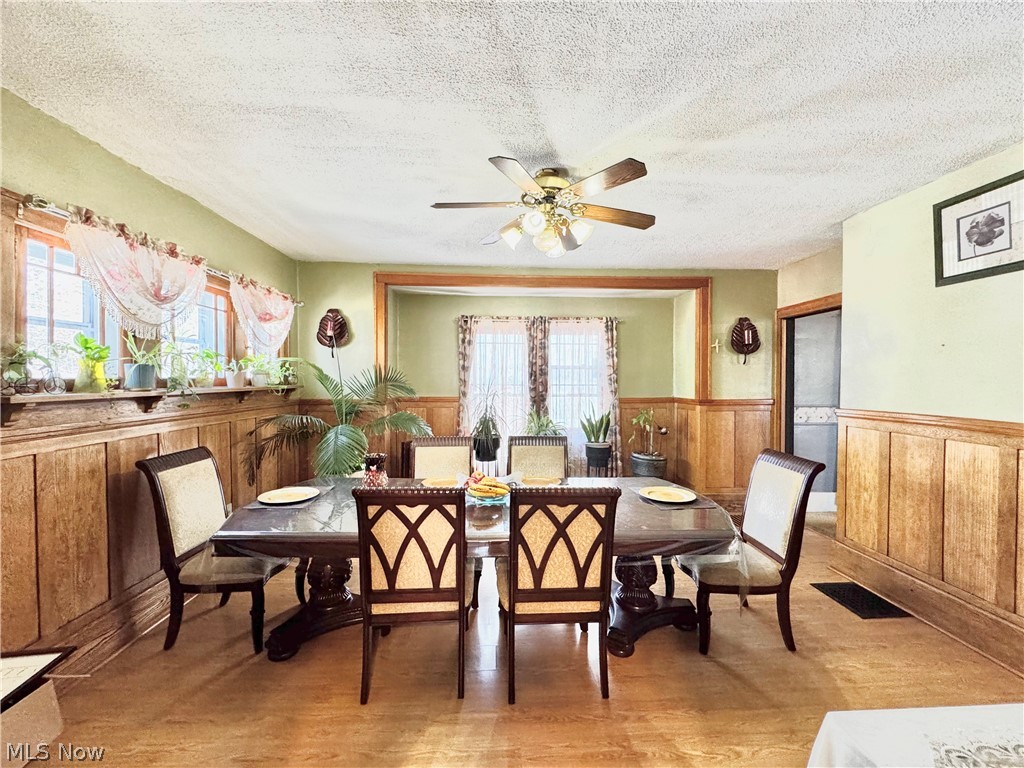 179 S Eagle Street Geneva OH 44041