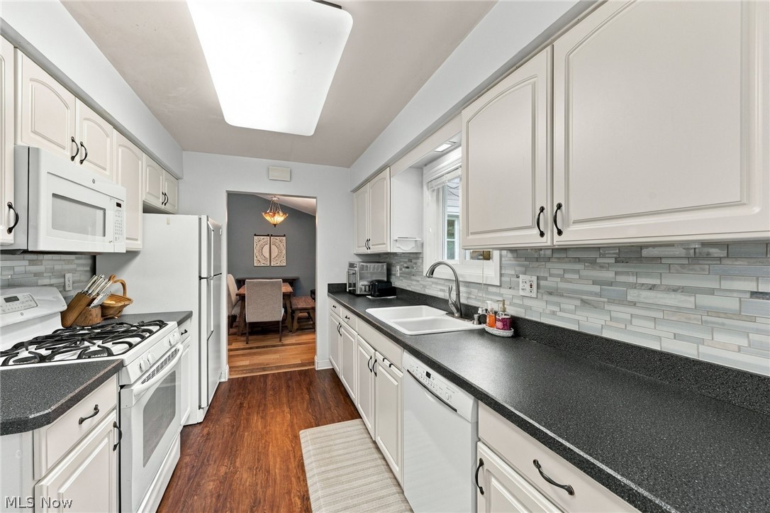 1924 Bremerton Road Lyndhurst OH 44121