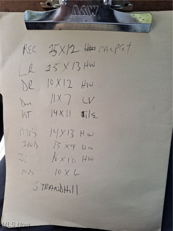 3698 Strandhill Road Shaker Heights OH 44122