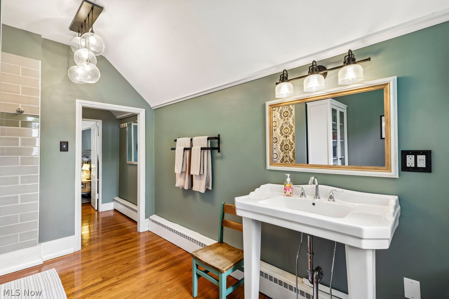 8942 Elm Street Brecksville OH 44141