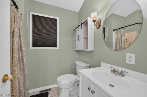 5387 Cherokee Avenue NW North Canton OH 44720