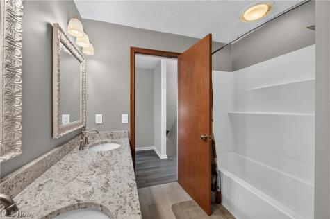5387 Cherokee Avenue NW North Canton OH 44720