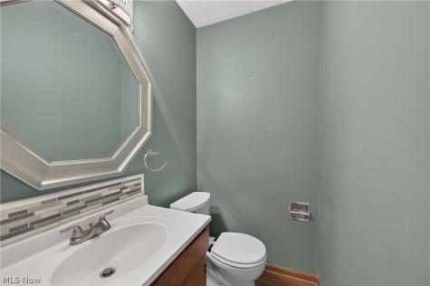 5387 Cherokee Avenue NW North Canton OH 44720