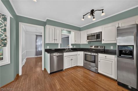 5387 Cherokee Avenue NW North Canton OH 44720