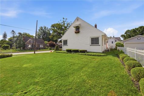 1808 Broad Boulevard Cuyahoga Falls OH 44223