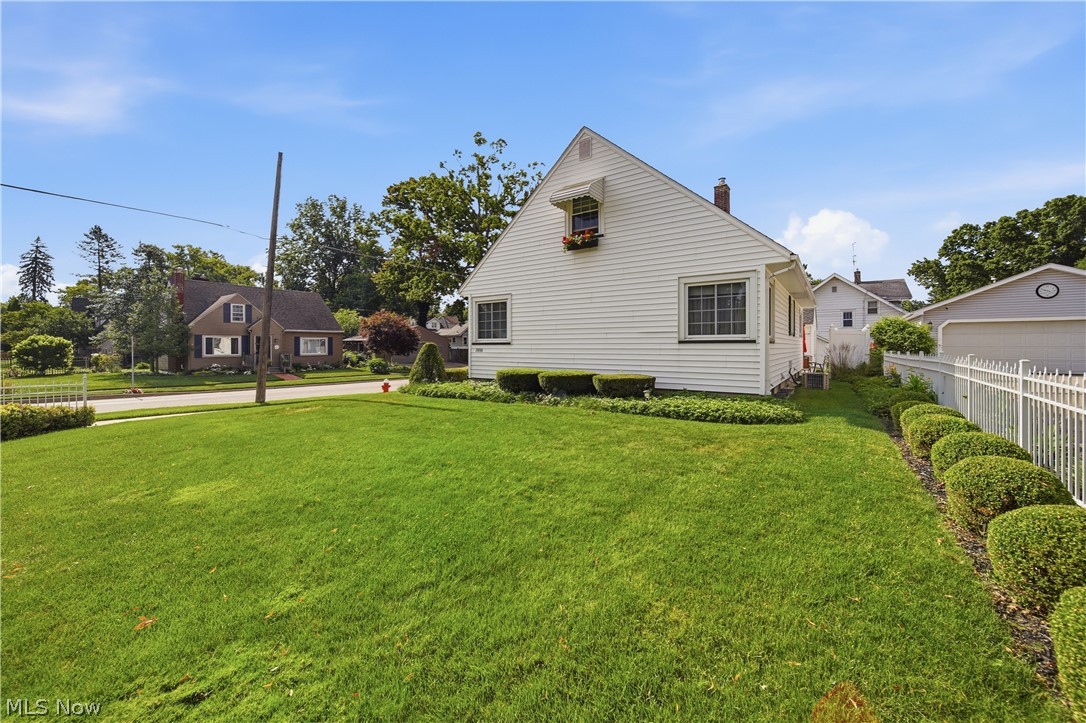 1808 Broad Boulevard Cuyahoga Falls OH 44223