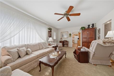 1808 Broad Boulevard Cuyahoga Falls OH 44223
