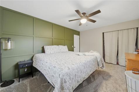 8008 Garnet Avenue NE Canton OH 44721