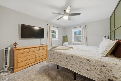 8008 Garnet Avenue NE Canton OH 44721