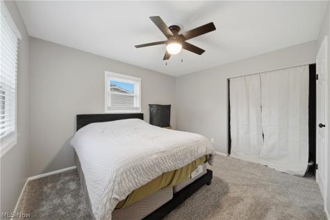 8008 Garnet Avenue NE Canton OH 44721