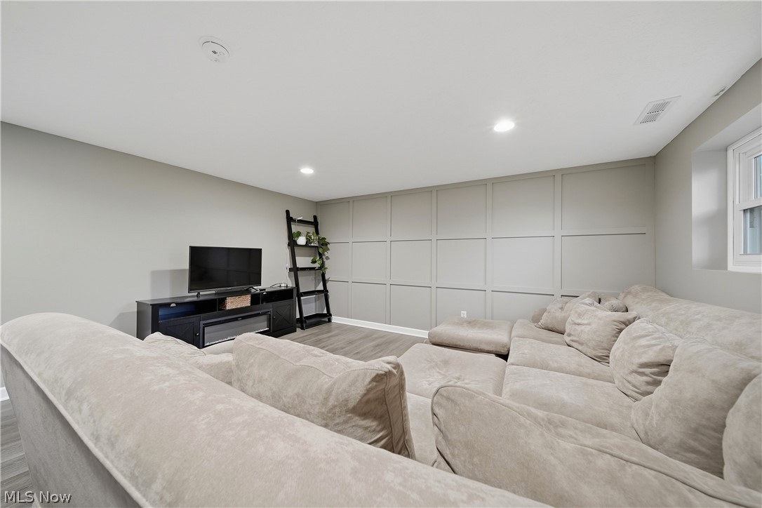 8008 Garnet Avenue NE Canton OH 44721