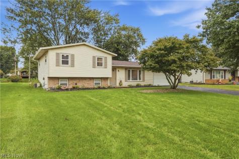 8008 Garnet Avenue NE Canton OH 44721