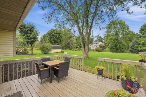 8008 Garnet Avenue NE Canton OH 44721